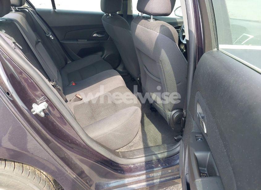 Photo 8 of 2014 Chevrolet Cruze 1LT AUTO (VIN 1G1PC5SB3E7469236)