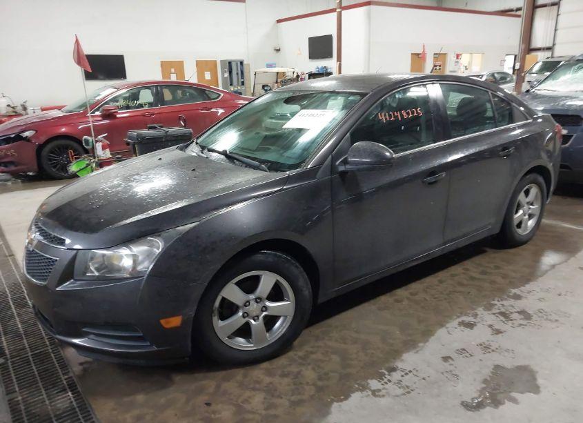 Photo 2 of 2014 Chevrolet Cruze 1LT AUTO (VIN 1G1PC5SB3E7474078)
