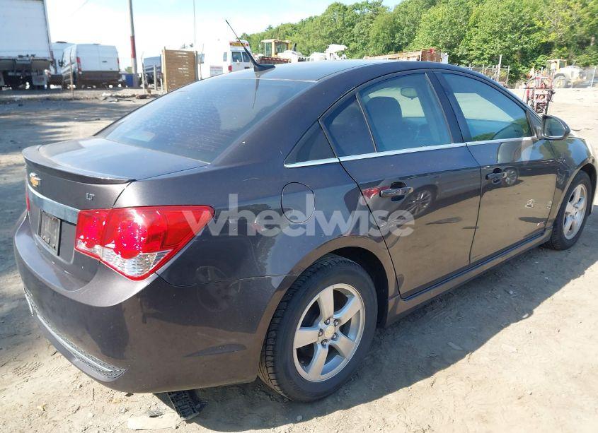 Photo 4 of 2014 Chevrolet Cruze 1LT AUTO (VIN 1G1PC5SB3E7474209)
