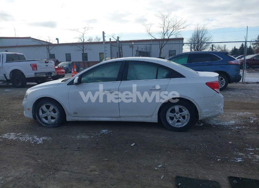 Photo 14 of 2015 Chevrolet Cruze 1LT AUTO (VIN 1G1PC5SB3F7105867)