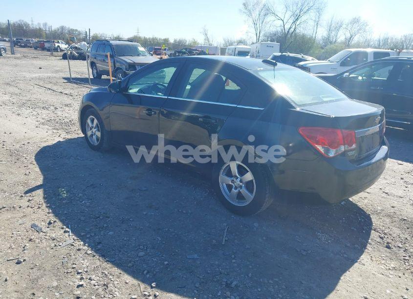 Photo 3 of 2015 Chevrolet Cruze 1LT AUTO (VIN 1G1PC5SB3F7113824)