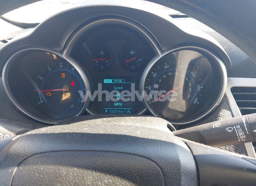 Photo 7 of 2015 Chevrolet Cruze 1LT AUTO (VIN 1G1PC5SB3F7113824)