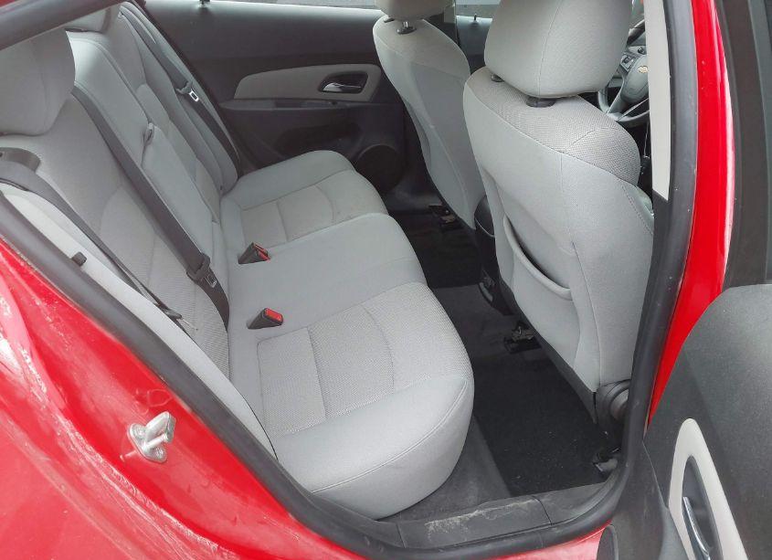 Photo 8 of 2015 Chevrolet Cruze 1LT AUTO (VIN 1G1PC5SB3F7144877)