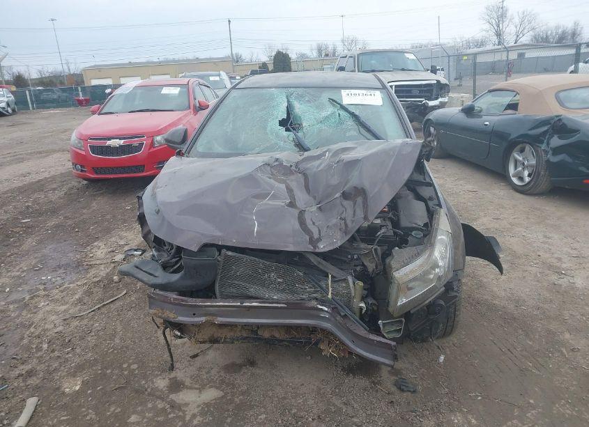 Photo 13 of 2015 Chevrolet Cruze 1LT AUTO (VIN 1G1PC5SB3F7152607)