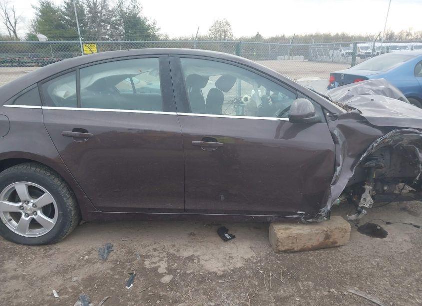 Photo 14 of 2015 Chevrolet Cruze 1LT AUTO (VIN 1G1PC5SB3F7152607)