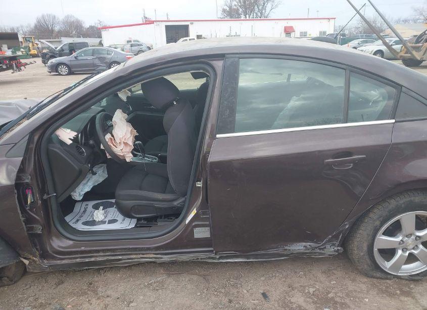 Photo 15 of 2015 Chevrolet Cruze 1LT AUTO (VIN 1G1PC5SB3F7152607)