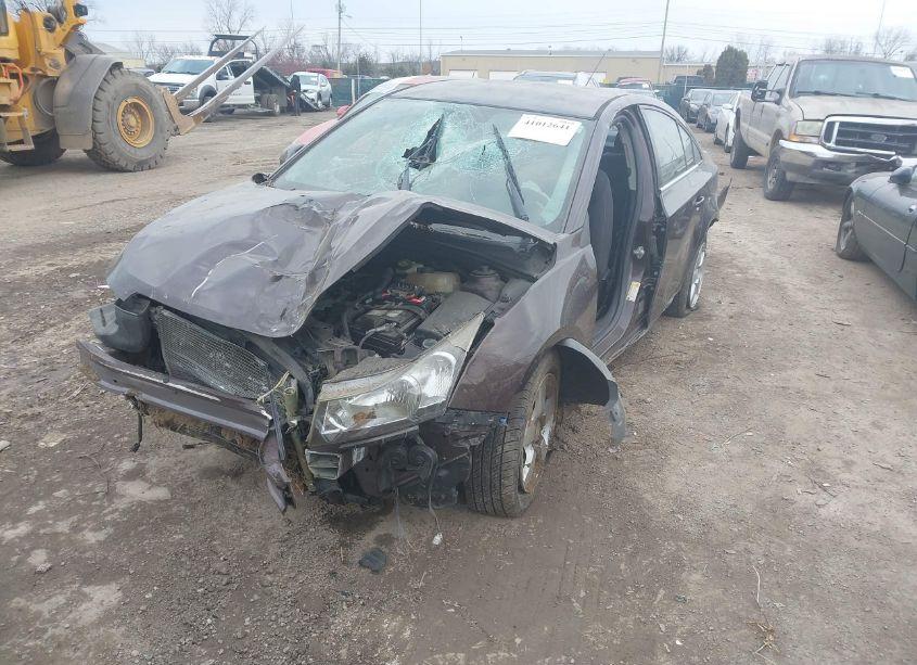 Photo 2 of 2015 Chevrolet Cruze 1LT AUTO (VIN 1G1PC5SB3F7152607)