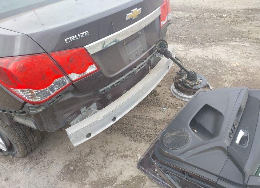 Photo 20 of 2015 Chevrolet Cruze 1LT AUTO (VIN 1G1PC5SB3F7152607)