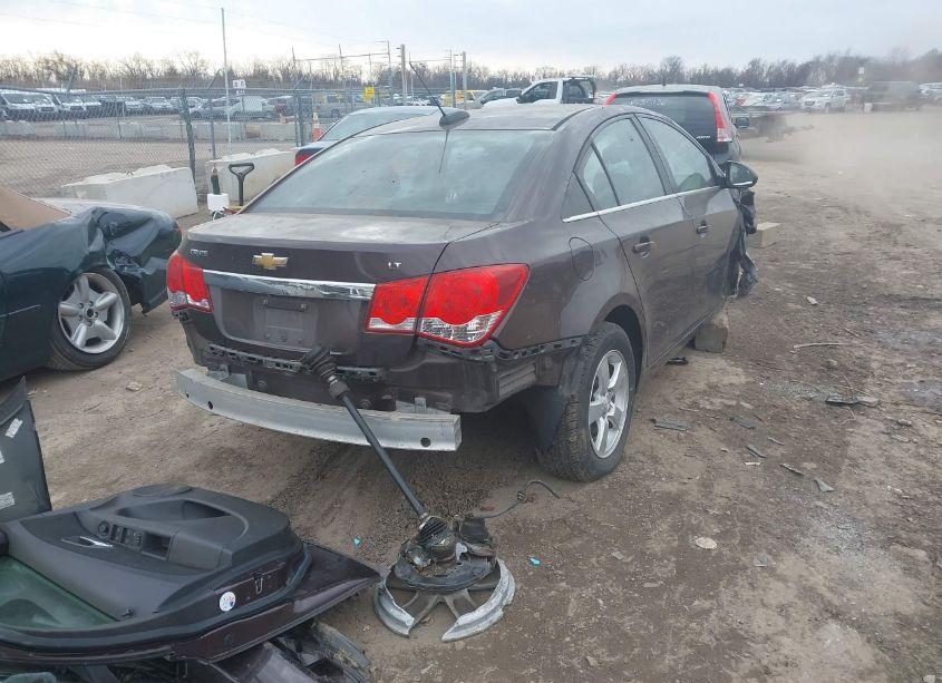 Photo 4 of 2015 Chevrolet Cruze 1LT AUTO (VIN 1G1PC5SB3F7152607)