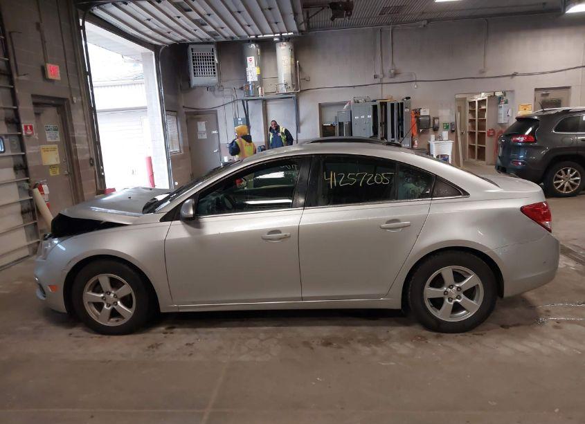 Photo 14 of 2015 Chevrolet Cruze 1LT AUTO (VIN 1G1PC5SB3F7157449)
