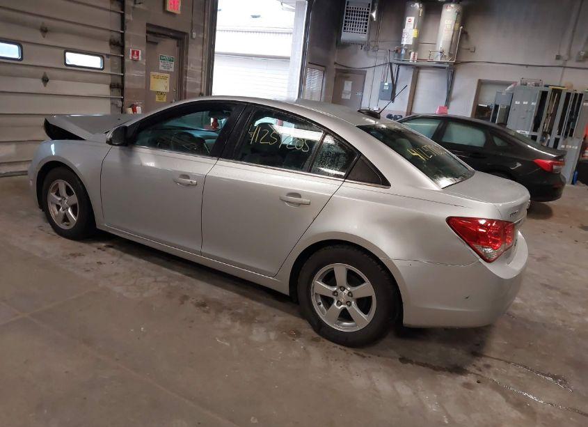 Photo 3 of 2015 Chevrolet Cruze 1LT AUTO (VIN 1G1PC5SB3F7157449)