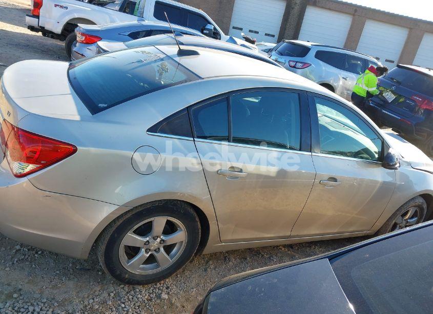 Photo 13 of 2015 Chevrolet Cruze 1LT AUTO (VIN 1G1PC5SB3F7167303)