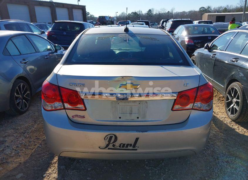 Photo 16 of 2015 Chevrolet Cruze 1LT AUTO (VIN 1G1PC5SB3F7167303)