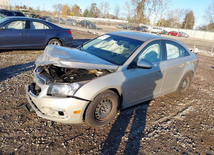 Photo 2 of 2015 Chevrolet Cruze 1LT AUTO (VIN 1G1PC5SB3F7169150)