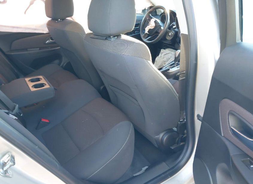 Photo 8 of 2015 Chevrolet Cruze 1LT AUTO (VIN 1G1PC5SB3F7169150)