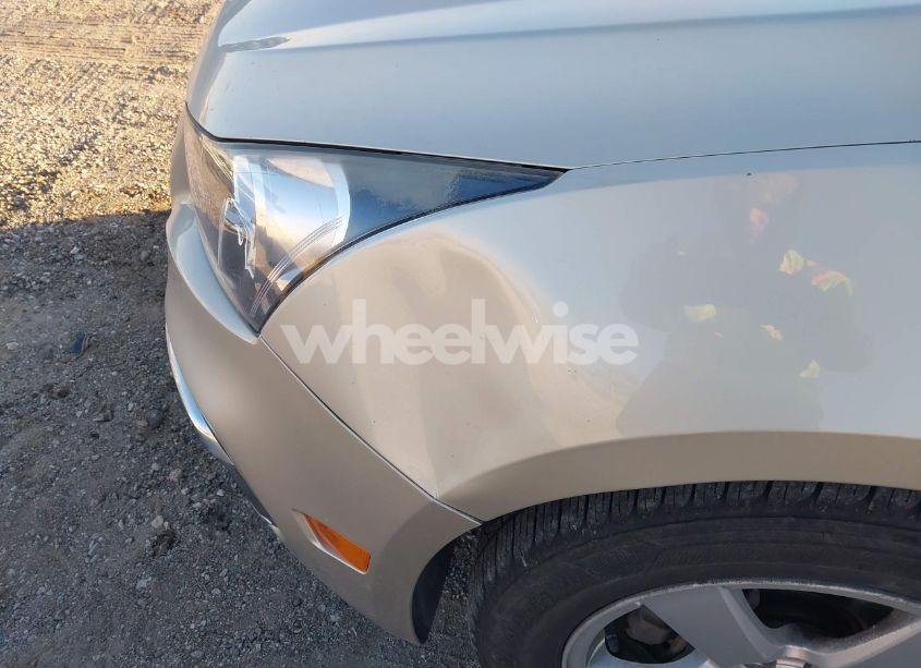 Photo 12 of 2015 Chevrolet Cruze 1LT AUTO (VIN 1G1PC5SB3F7199801)