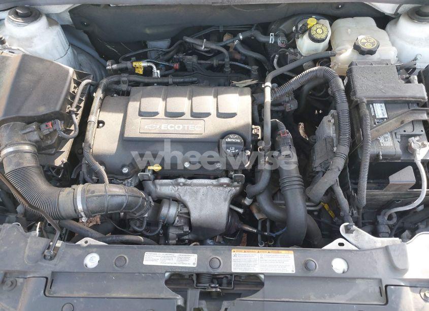 Photo 10 of 2015 Chevrolet Cruze 1LT AUTO (VIN 1G1PC5SB3F7220341)