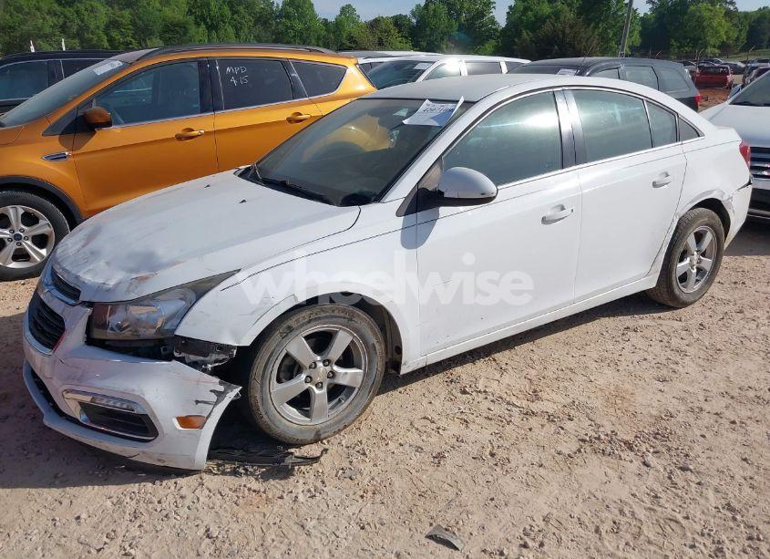 Photo 2 of 2015 Chevrolet Cruze 1LT AUTO (VIN 1G1PC5SB3F7220341)