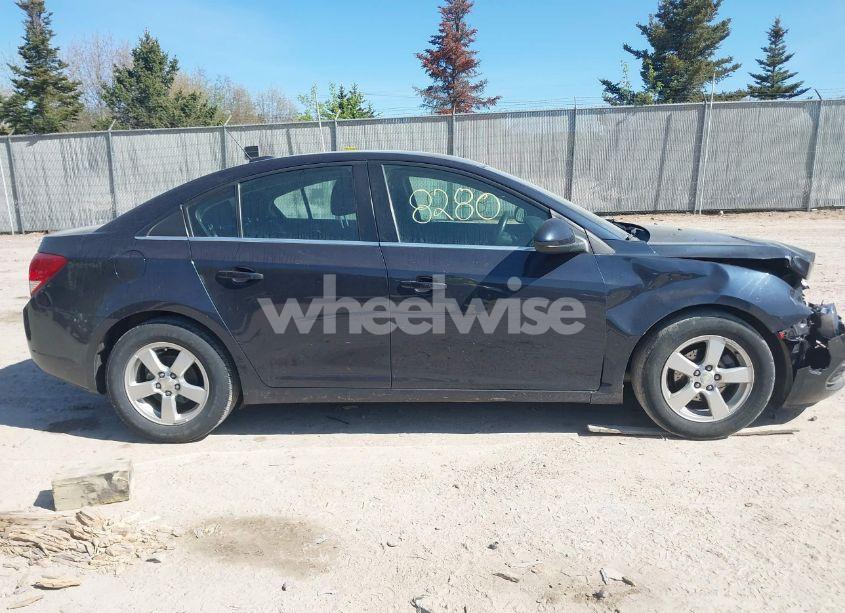 Photo 13 of 2015 Chevrolet Cruze 1LT AUTO (VIN 1G1PC5SB3F7222784)
