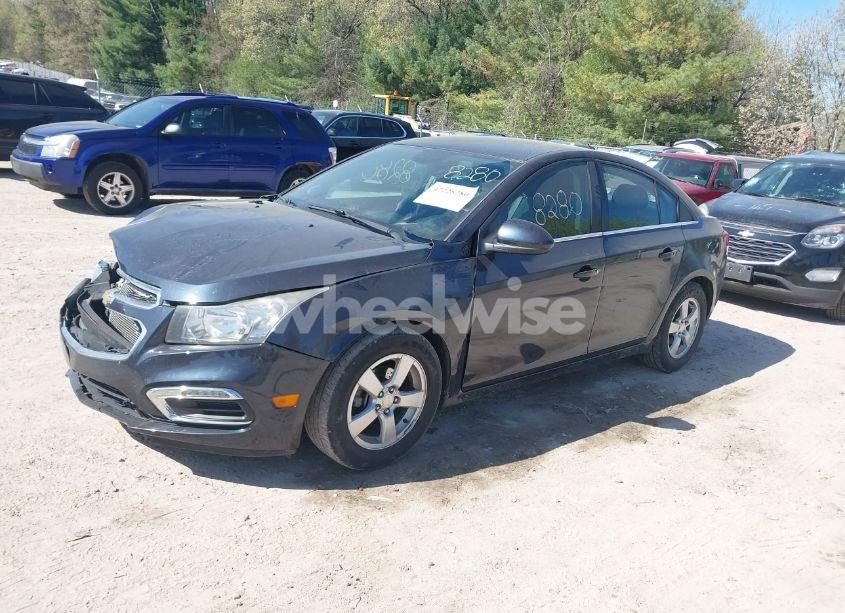 Photo 2 of 2015 Chevrolet Cruze 1LT AUTO (VIN 1G1PC5SB3F7222784)