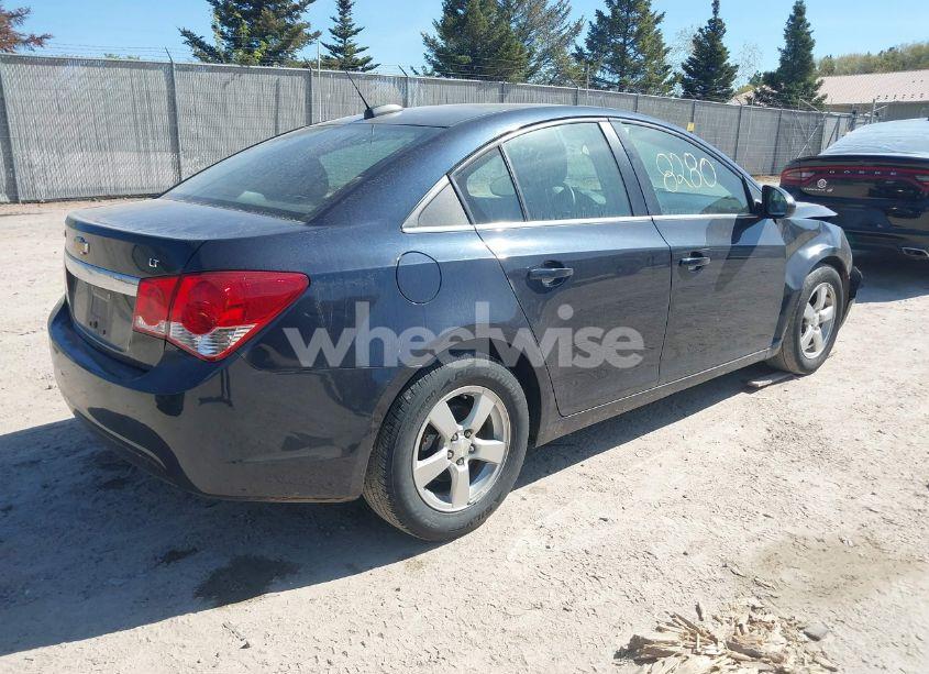 Photo 4 of 2015 Chevrolet Cruze 1LT AUTO (VIN 1G1PC5SB3F7222784)