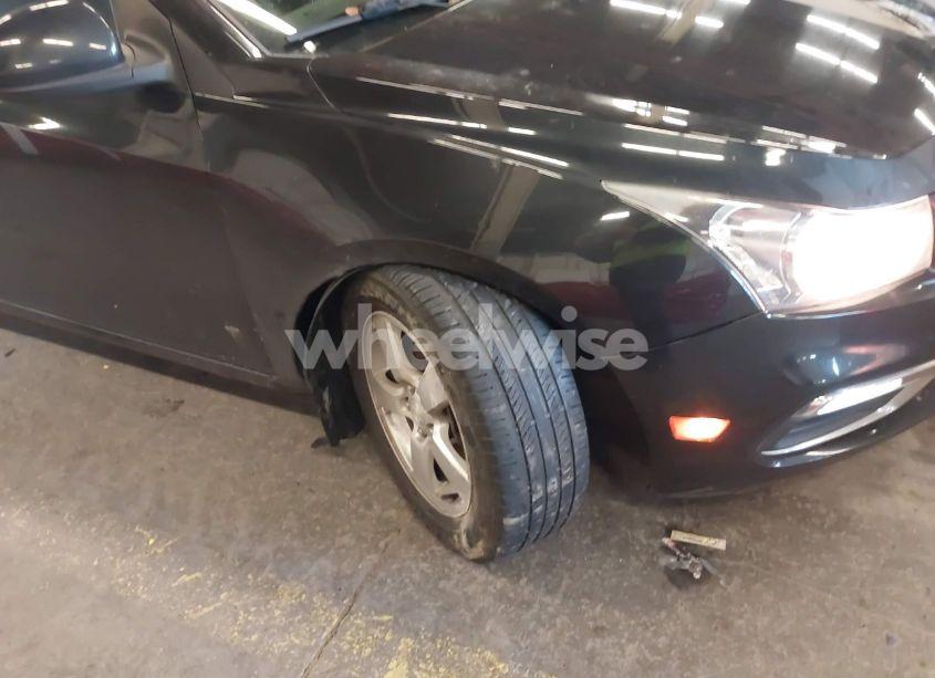 Photo 12 of 2015 Chevrolet Cruze 1LT AUTO (VIN 1G1PC5SB3F7236880)