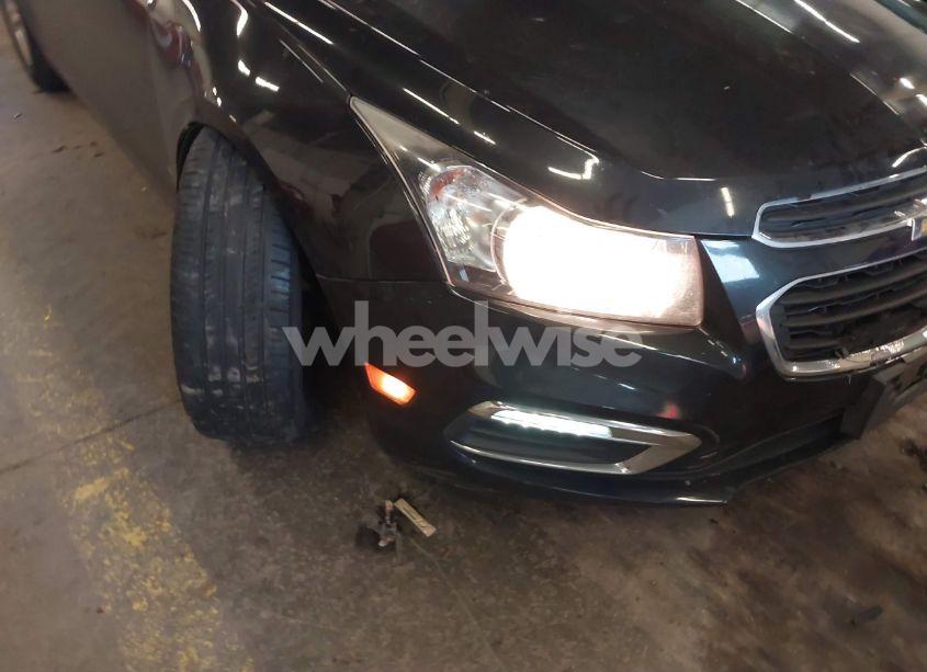 Photo 13 of 2015 Chevrolet Cruze 1LT AUTO (VIN 1G1PC5SB3F7236880)