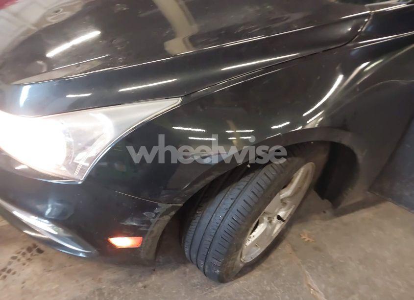 Photo 16 of 2015 Chevrolet Cruze 1LT AUTO (VIN 1G1PC5SB3F7236880)