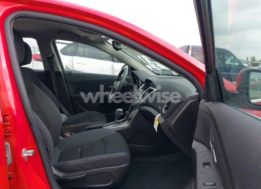 Photo 5 of 2015 Chevrolet Cruze 1LT AUTO (VIN 1G1PC5SB3F7255090)