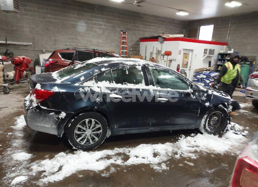 Photo 12 of 2015 Chevrolet Cruze 1LT AUTO (VIN 1G1PC5SB3F7258992)