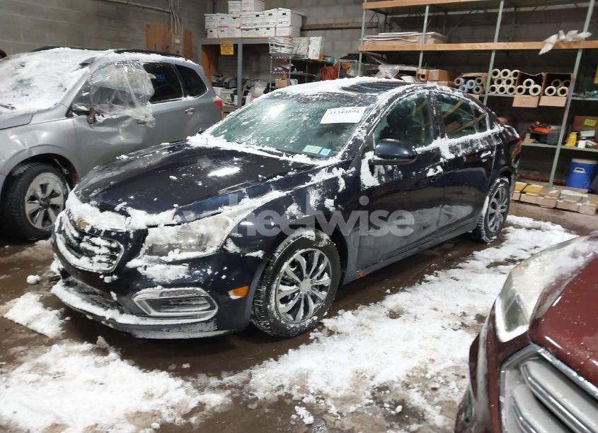 Photo 2 of 2015 Chevrolet Cruze 1LT AUTO (VIN 1G1PC5SB3F7258992)