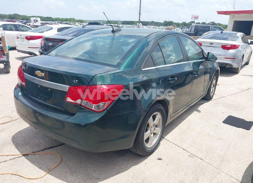 Photo 4 of 2015 Chevrolet Cruze 1LT AUTO (VIN 1G1PC5SB3F7276182)