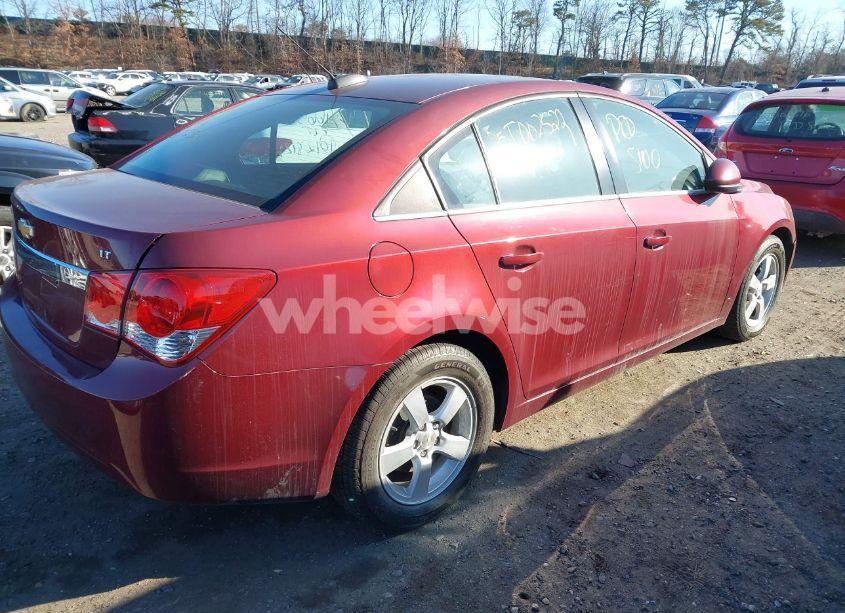 Photo 4 of 2015 Chevrolet Cruze 1LT AUTO (VIN 1G1PC5SB3F7288235)