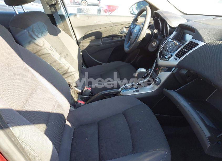 Photo 5 of 2015 Chevrolet Cruze 1LT AUTO (VIN 1G1PC5SB3F7288235)