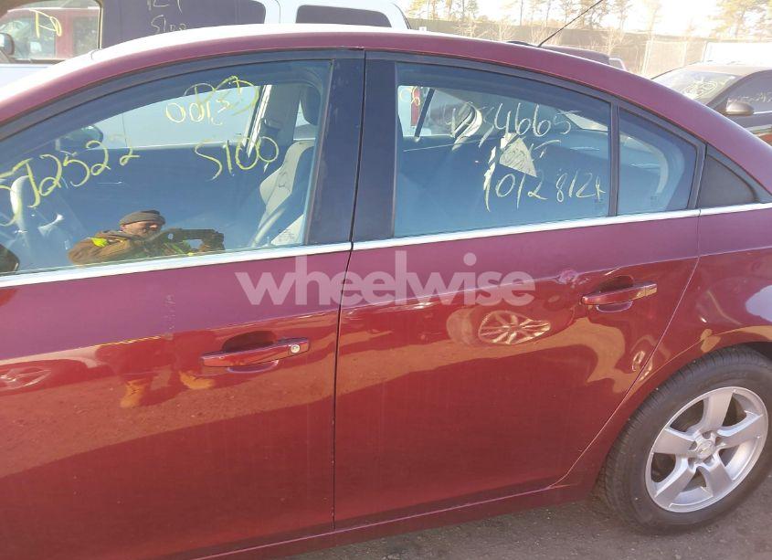 Photo 6 of 2015 Chevrolet Cruze 1LT AUTO (VIN 1G1PC5SB3F7288235)