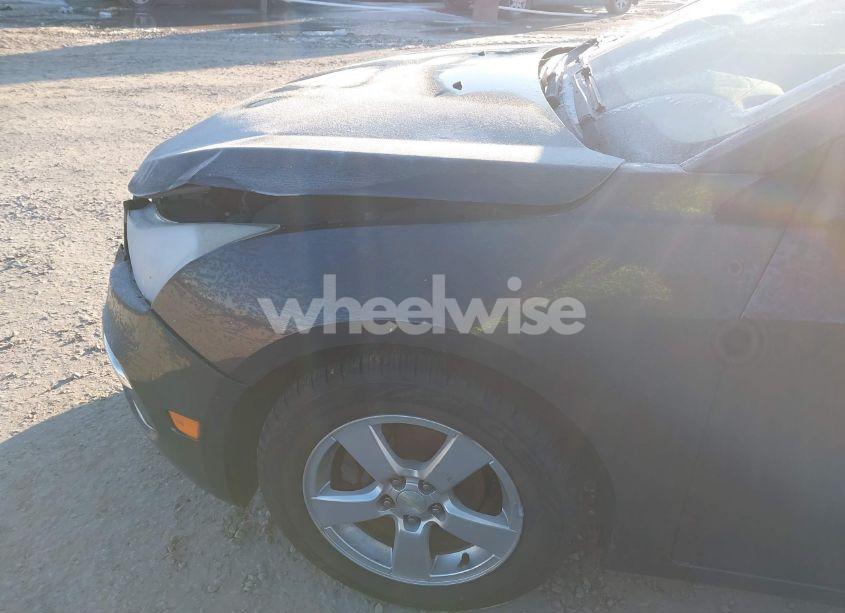 Photo 17 of 2015 Chevrolet Cruze 1LT AUTO (VIN 1G1PC5SB3F7298893)