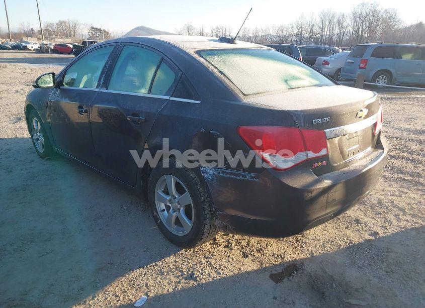 Photo 3 of 2015 Chevrolet Cruze 1LT AUTO (VIN 1G1PC5SB3F7298893)