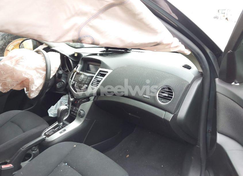 Photo 5 of 2013 Chevrolet Cruze 1LT AUTO (VIN 1G1PC5SB4D7145453)