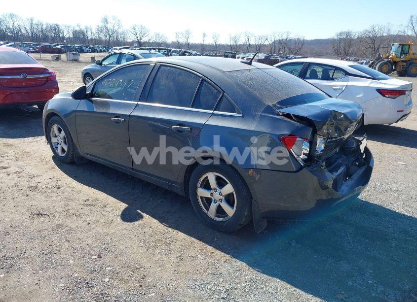 Photo 3 of 2013 Chevrolet Cruze 1LT AUTO (VIN 1G1PC5SB4D7155772)
