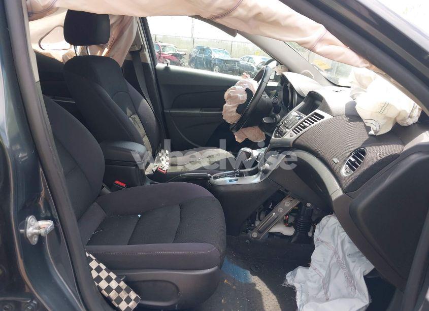 Photo 5 of 2013 Chevrolet Cruze 1LT AUTO (VIN 1G1PC5SB4D7207384)