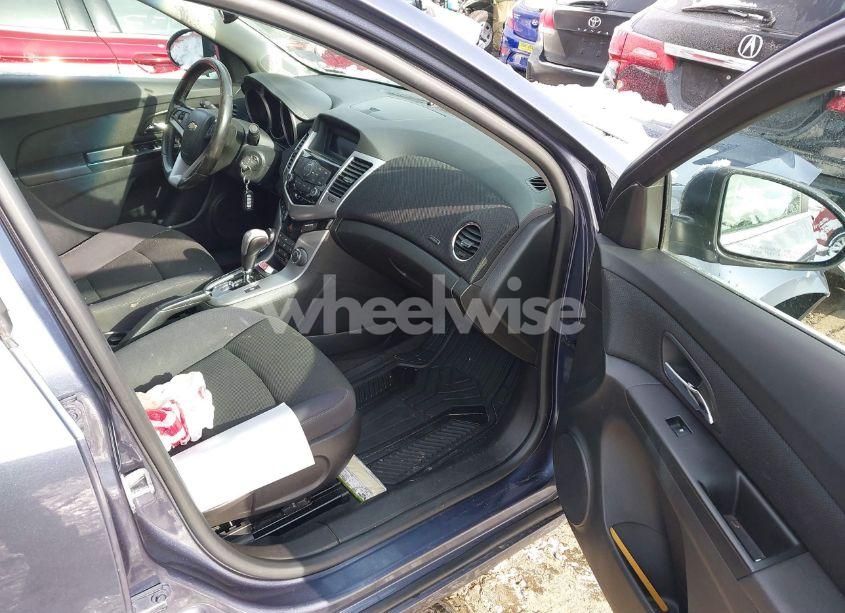 Photo 5 of 2013 Chevrolet Cruze 1LT AUTO (VIN 1G1PC5SB4D7264720)