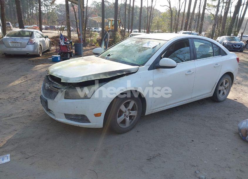 Photo 2 of 2013 Chevrolet Cruze 1LT AUTO (VIN 1G1PC5SB4D7275586)