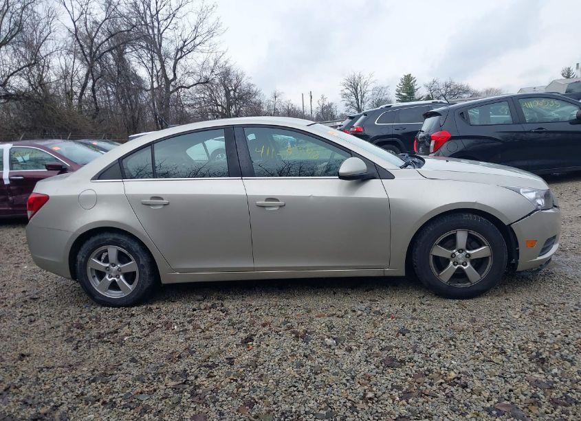 Photo 13 of 2013 Chevrolet Cruze 1LT AUTO (VIN 1G1PC5SB4D7323149)