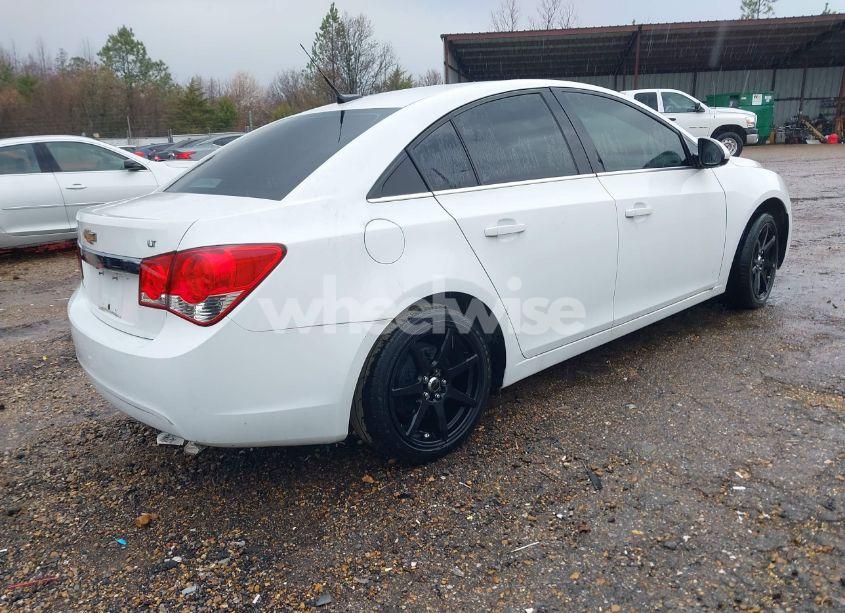 Photo 4 of 2014 Chevrolet Cruze 1LT AUTO (VIN 1G1PC5SB4E7105309)