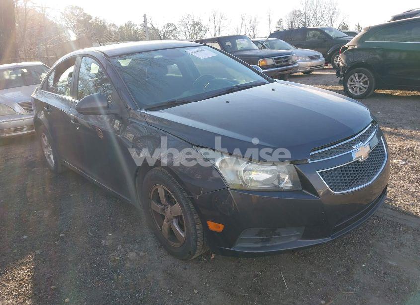 2014 Chevrolet Cruze 1LT AUTO (VIN 1G1PC5SB4E7109103) main photo