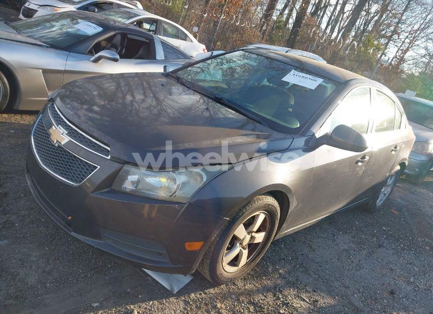 Photo 2 of 2014 Chevrolet Cruze 1LT AUTO (VIN 1G1PC5SB4E7109103)