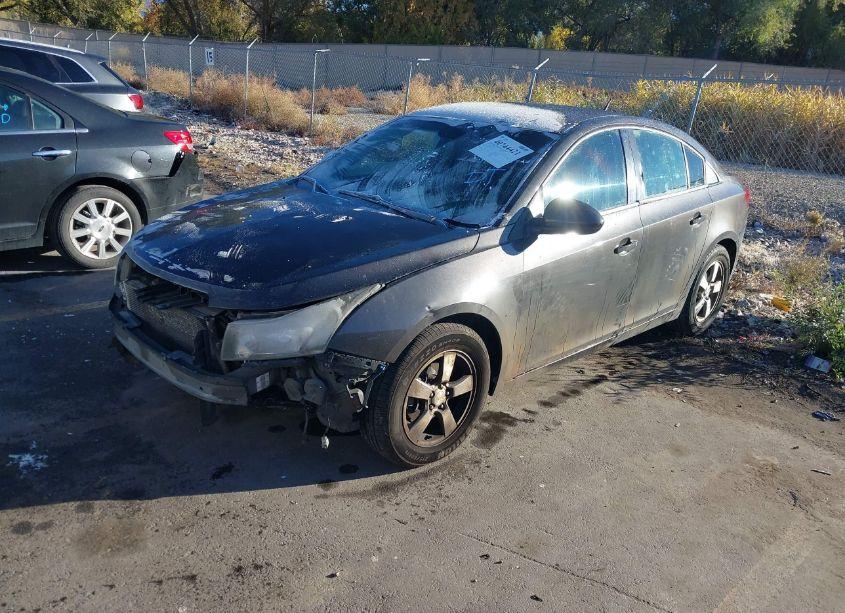 Photo 2 of 2014 Chevrolet Cruze 1LT AUTO (VIN 1G1PC5SB4E7126175)