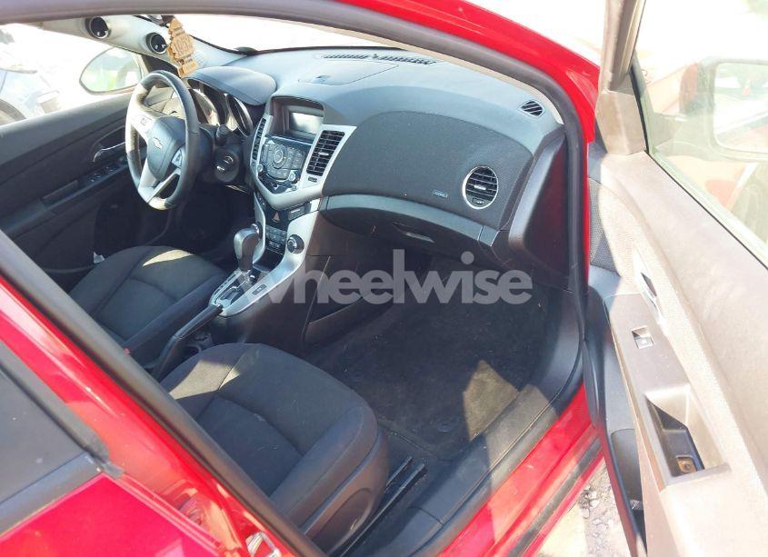 Photo 5 of 2014 Chevrolet Cruze 1LT AUTO (VIN 1G1PC5SB4E7164571)