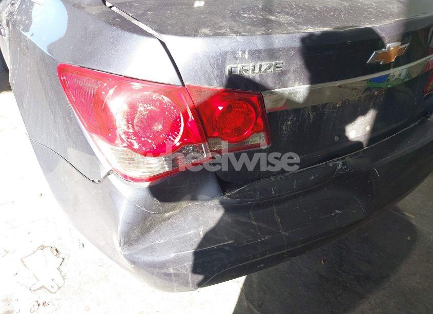 Photo 6 of 2014 Chevrolet Cruze 1LT AUTO (VIN 1G1PC5SB4E7166661)