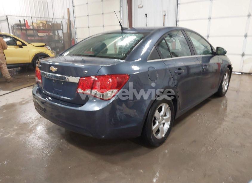 Photo 4 of 2014 Chevrolet Cruze 1LT AUTO (VIN 1G1PC5SB4E7175022)